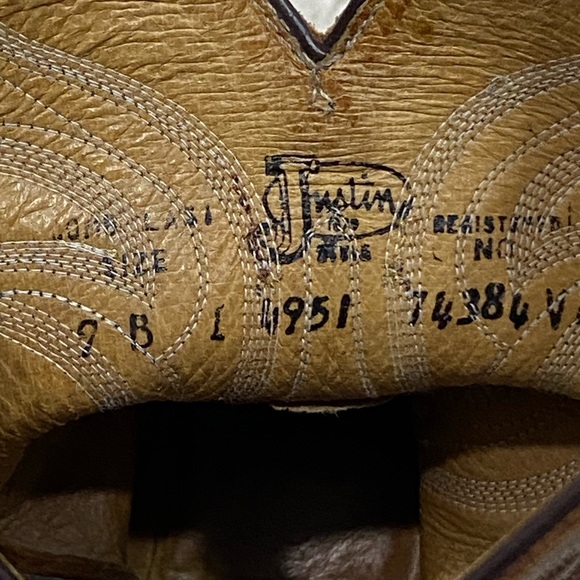 Justin Western Cowboy Boots - Picture 6 of 10